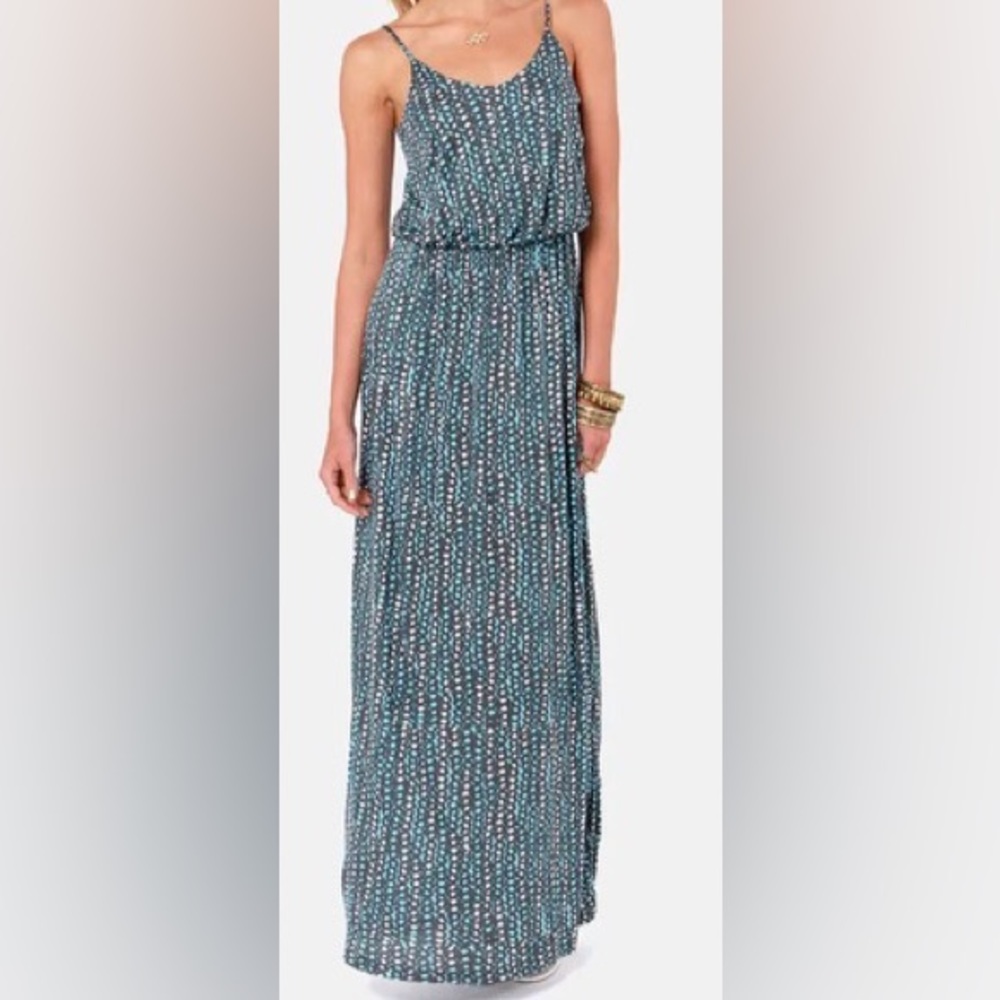 Lulus blue and grey print maxi dress